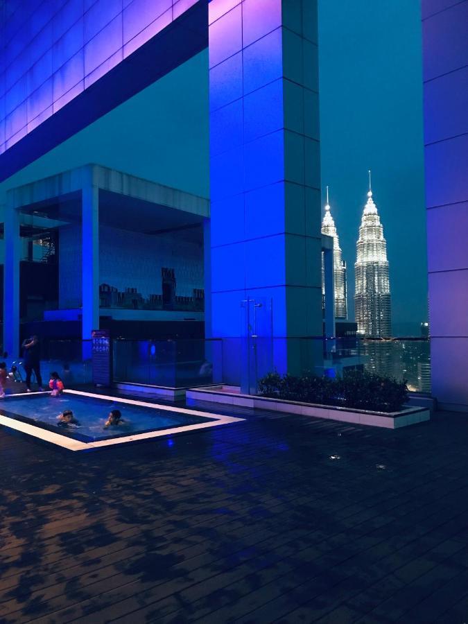 The Platinum Klcc By Cozy White Apartment Kuala Lumpur Exterior photo